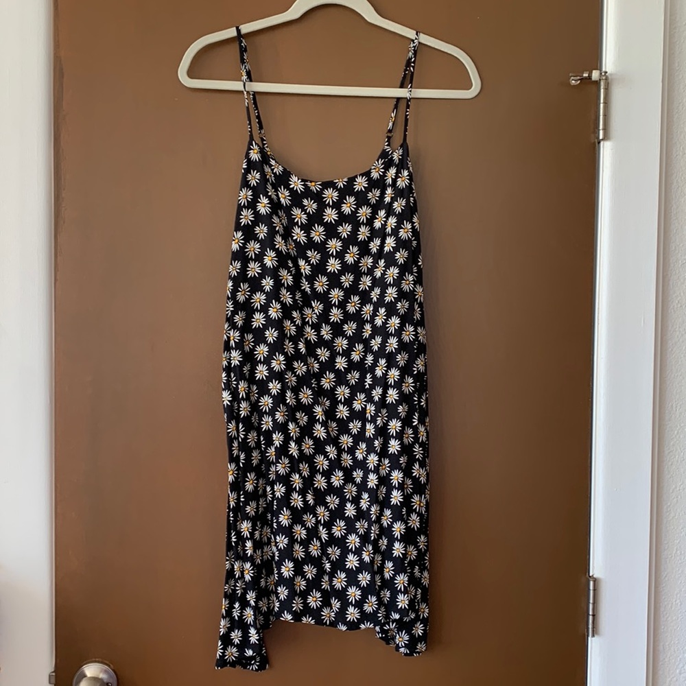 Ava Sky Dress Ohia Black Daisy Print